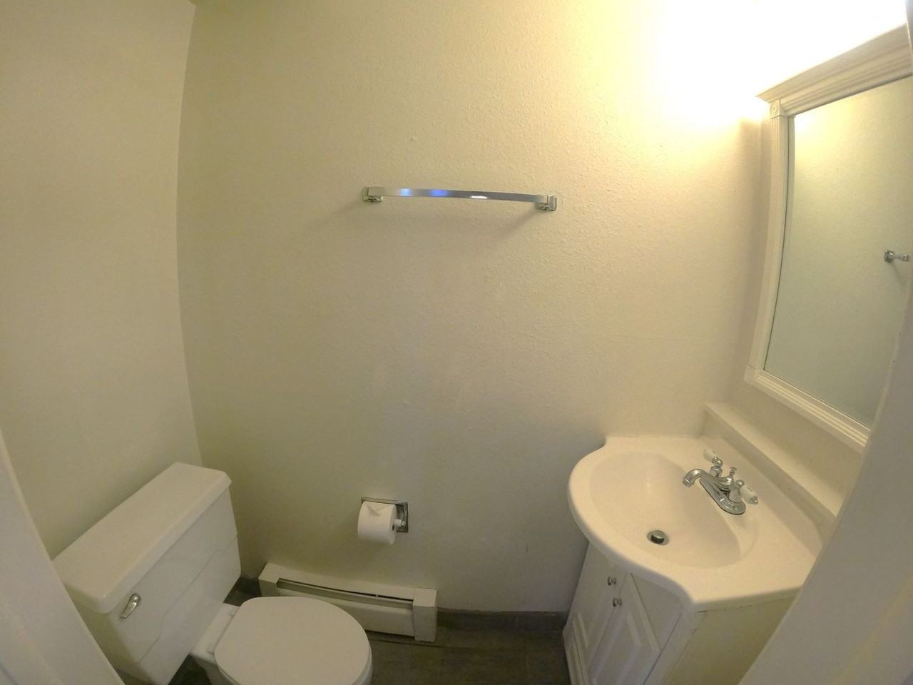 1065 University Ave #115 - Photo 3 of 13