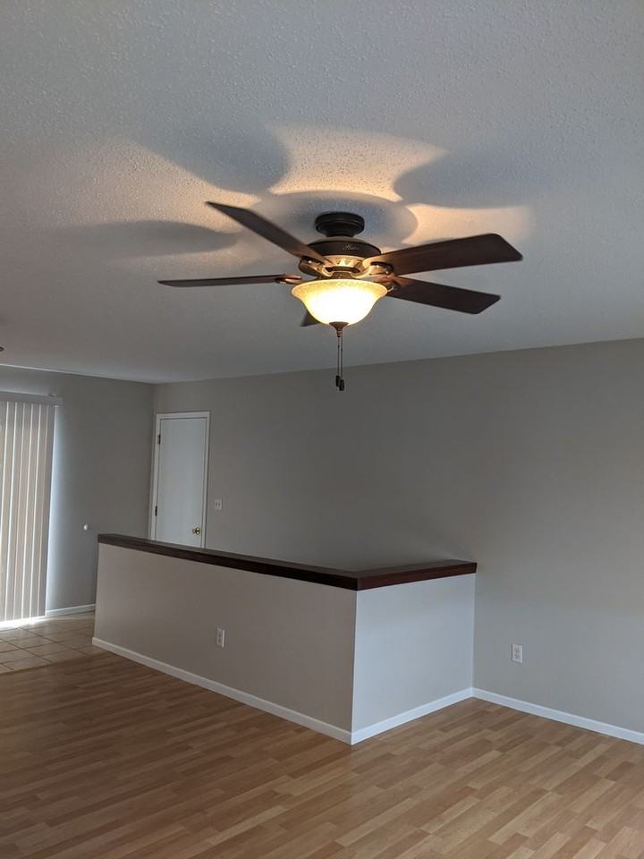750 Packer Pl - Photo 3 of 23