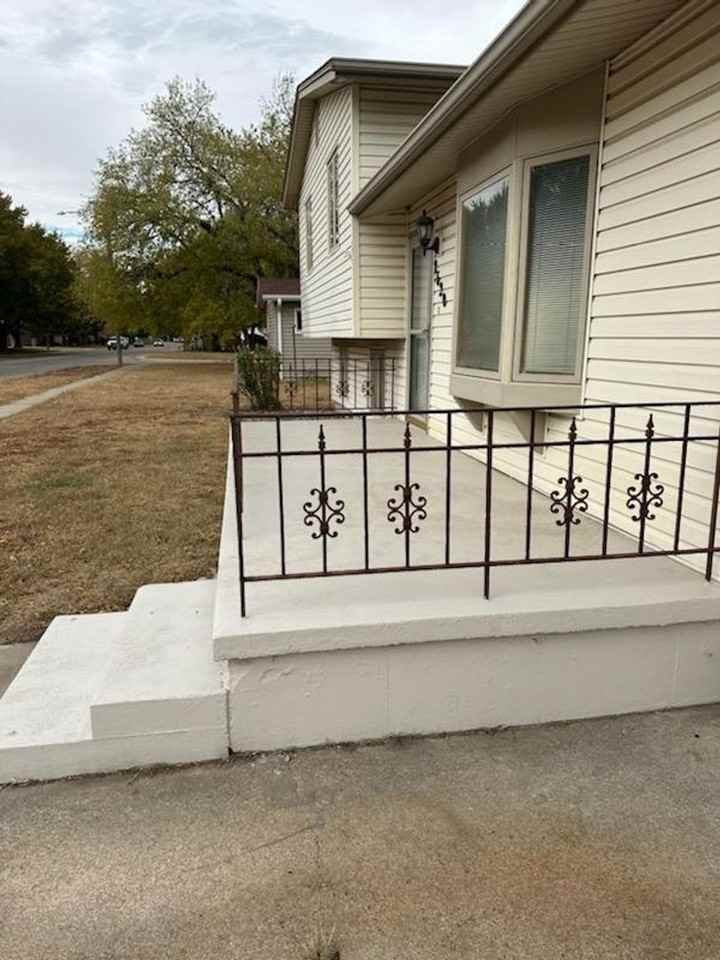 2620 State St - Photo 6 of 37