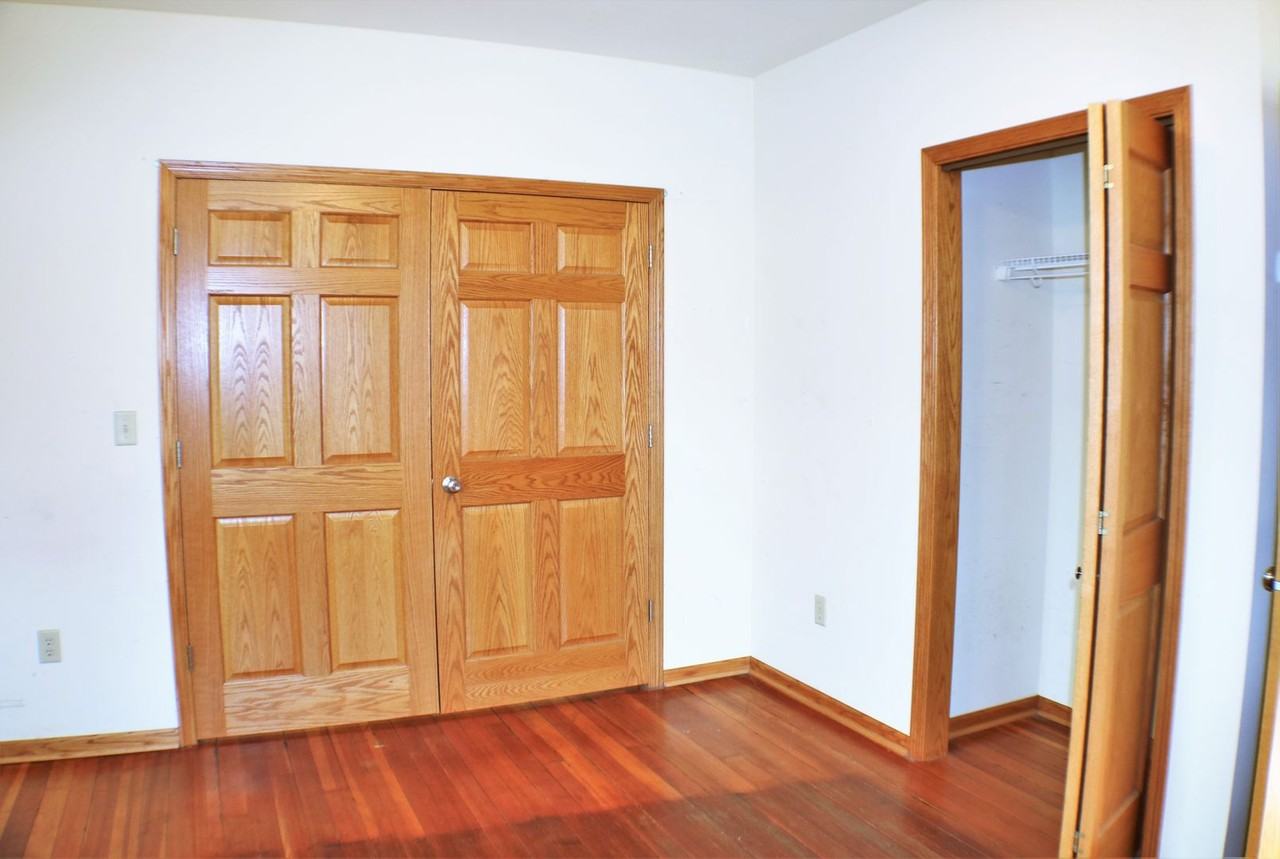 819 Iowa Ave - Photo 7 of 45