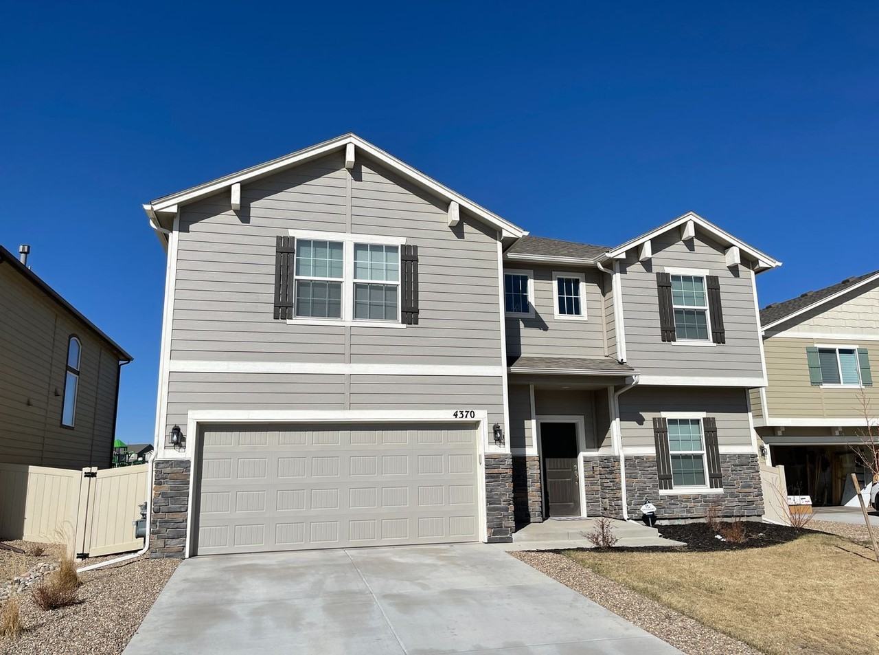 4370 Prairie Agate Dr - Photo 2 of 24