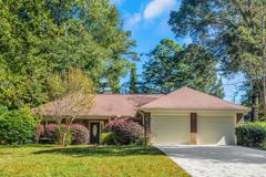 213 Robin Ln - Photo 1 of 1