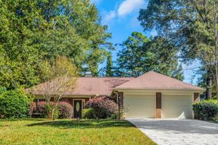 213 Robin Lane - Photo 1 of 1