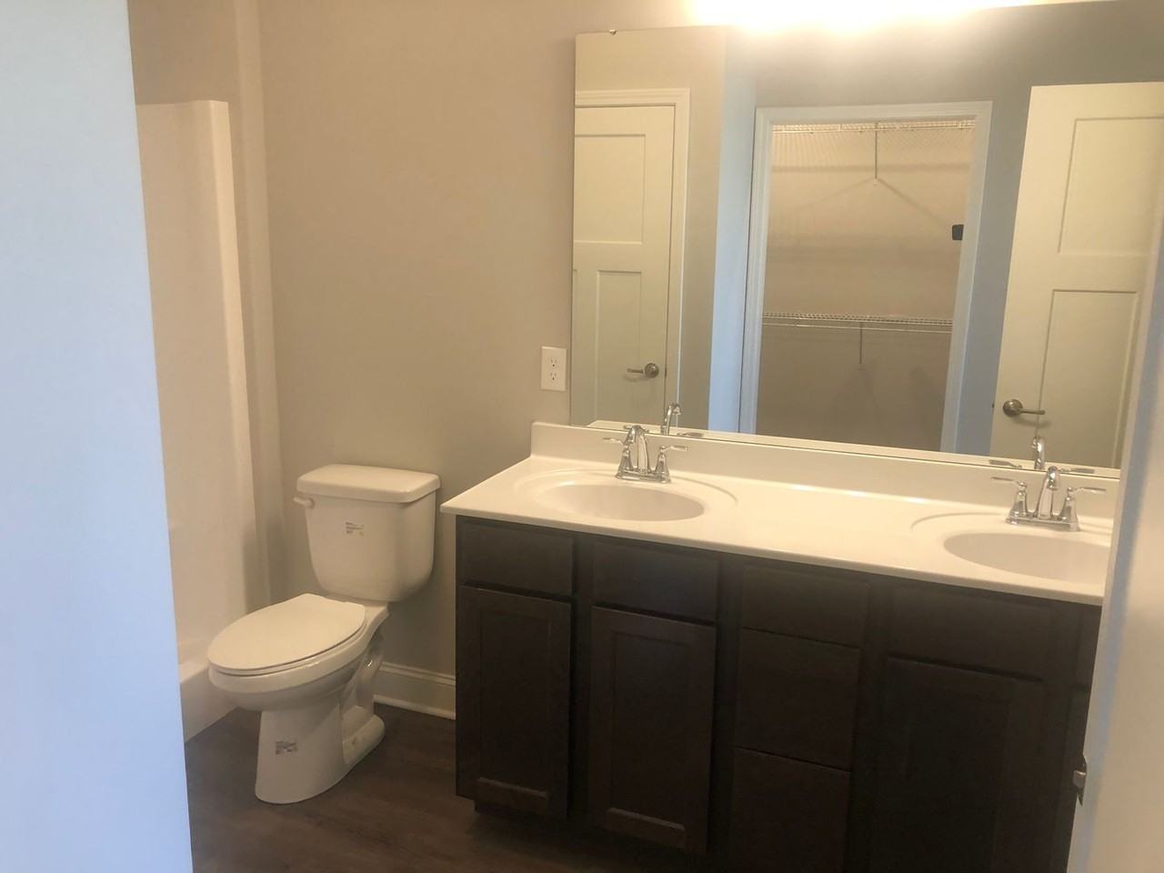 7611 Long Shot Ln - Photo 3 of 18