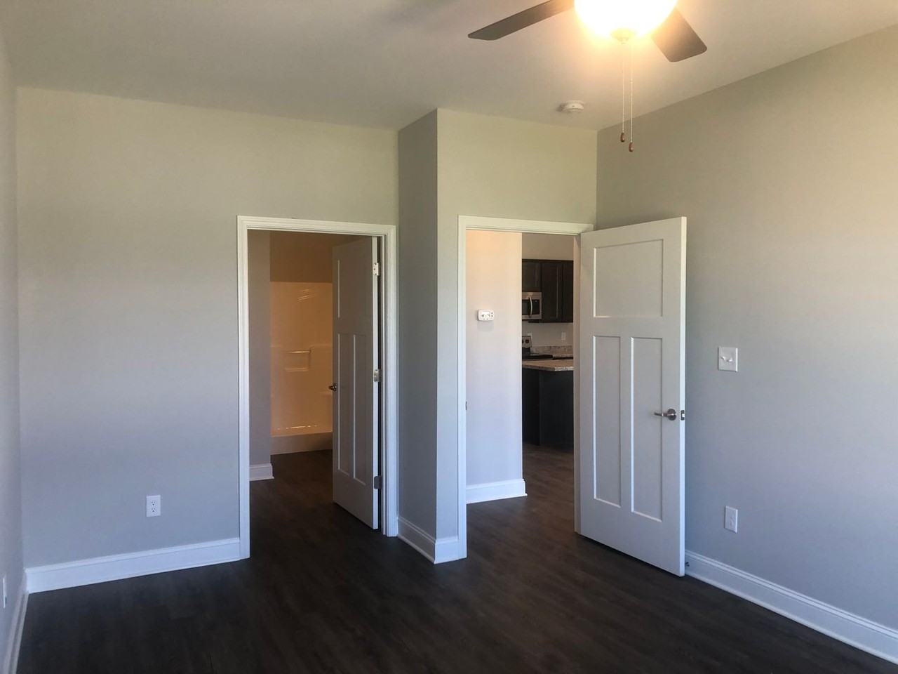 7611 Long Shot Ln - Photo 6 of 18