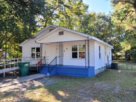 featured image of 34 Webb Ave