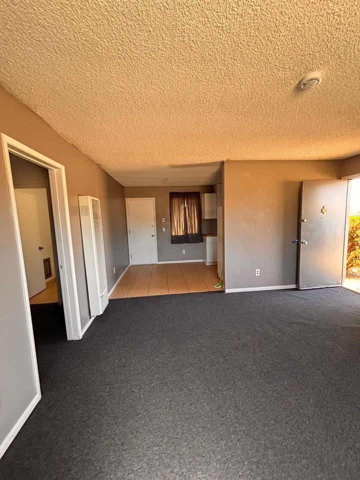 7126 Palo Alto Ave - Photo 5 of 9