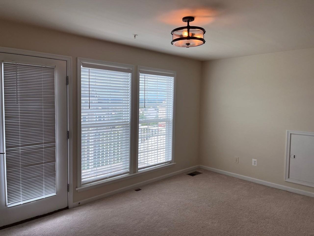 42615 Capitol View Ter - Photo 3 of 16