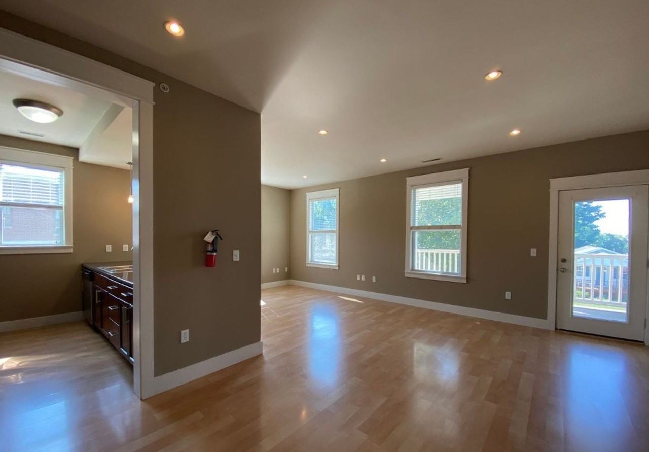 Modern & Spacious 2 Bed, 2 Bath *August 2025* - Photo 3 of 8