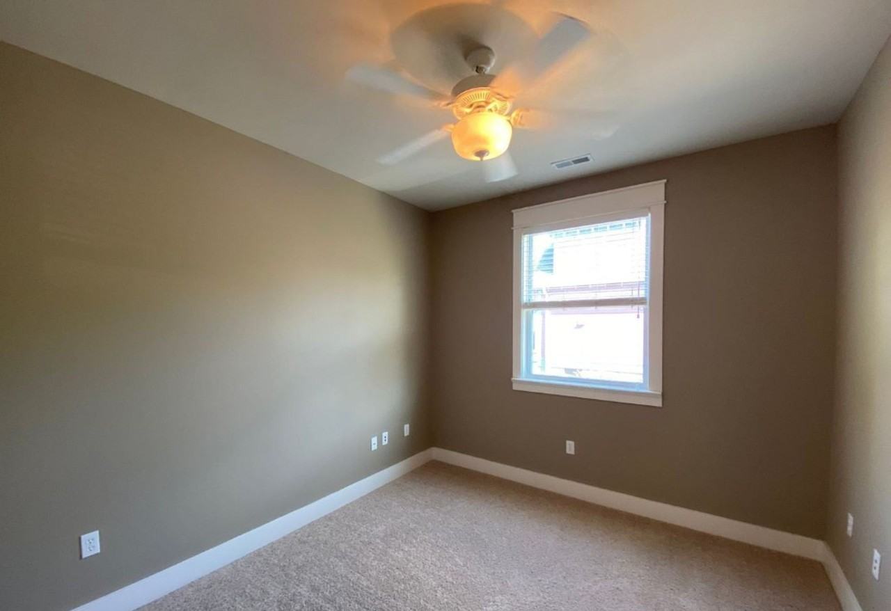 Modern & Spacious 2 Bed, 2 Bath *August 2025* - Photo 5 of 8