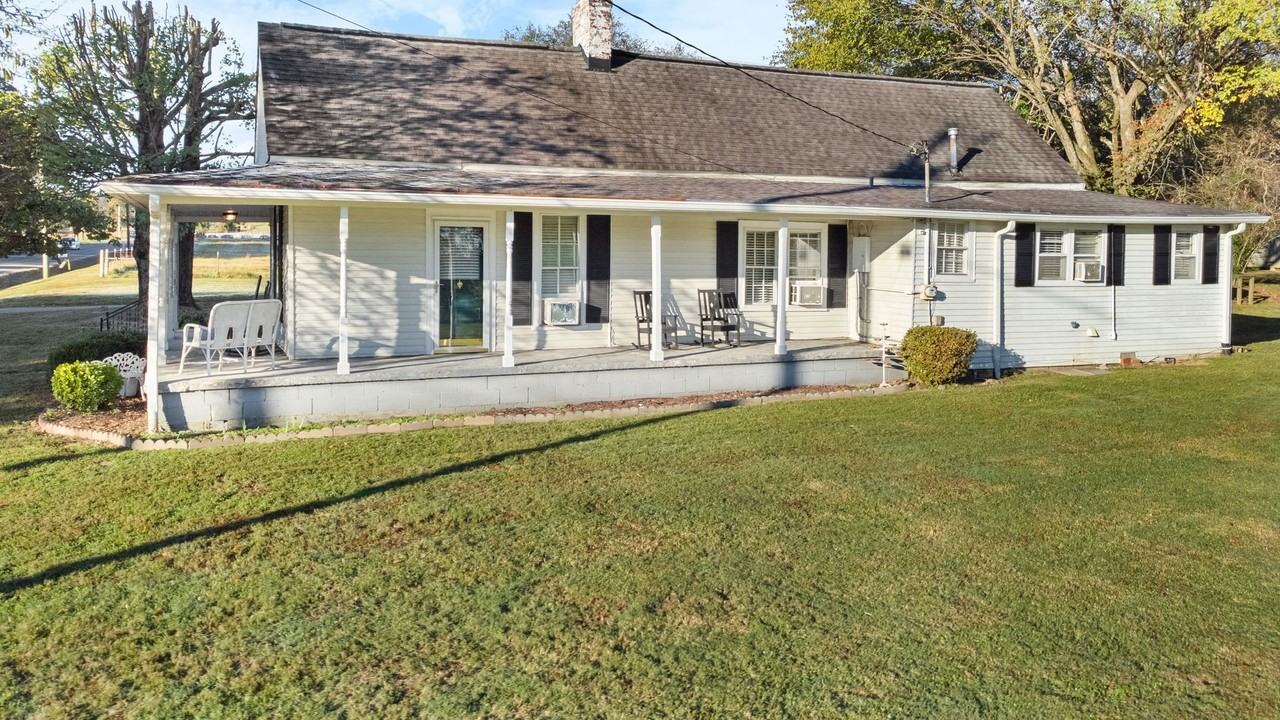 5461 Carters Creek Pike - Photo 2 of 25