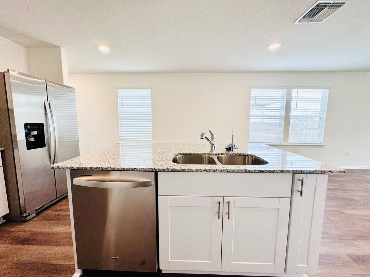 4089 Lily Glade Ln - Photo 5 of 43