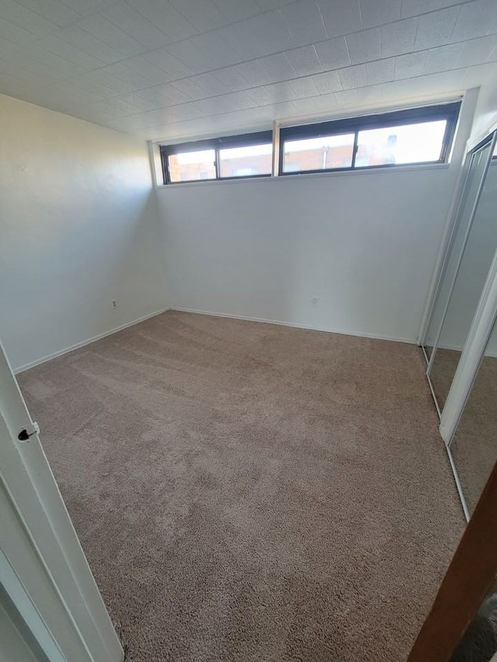 Treehouse Apartments - Photo 7 of 8