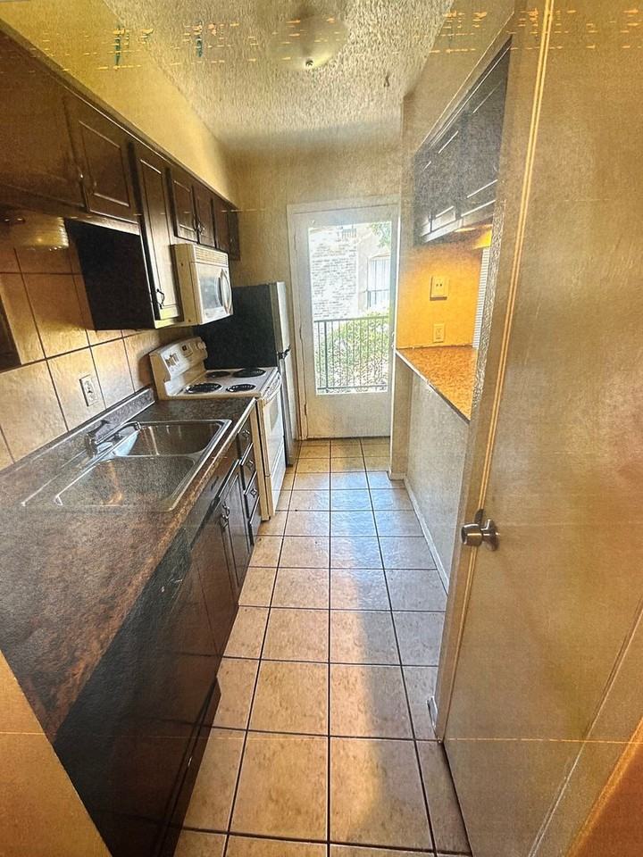 5622 Boca Raton Blvd #222 - Photo 3 of 7