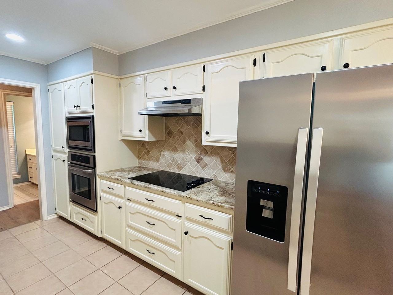 100 Cross Country Dr - Photo 3 of 18