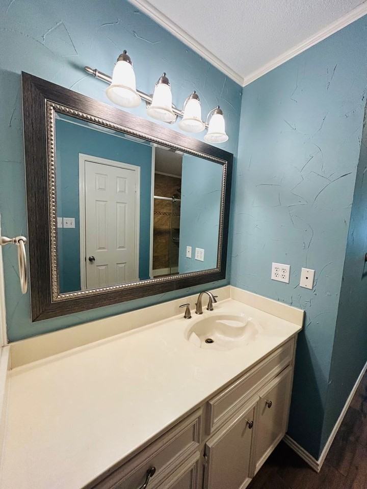 100 Cross Country Dr - Photo 7 of 18