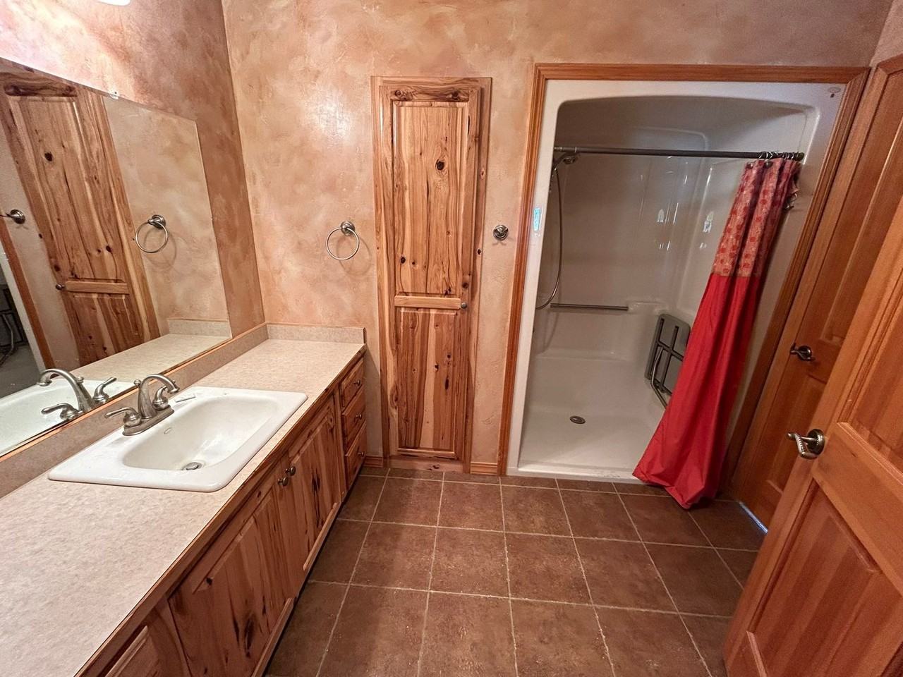 850 Oil Well Rd - Photo 3 of 42