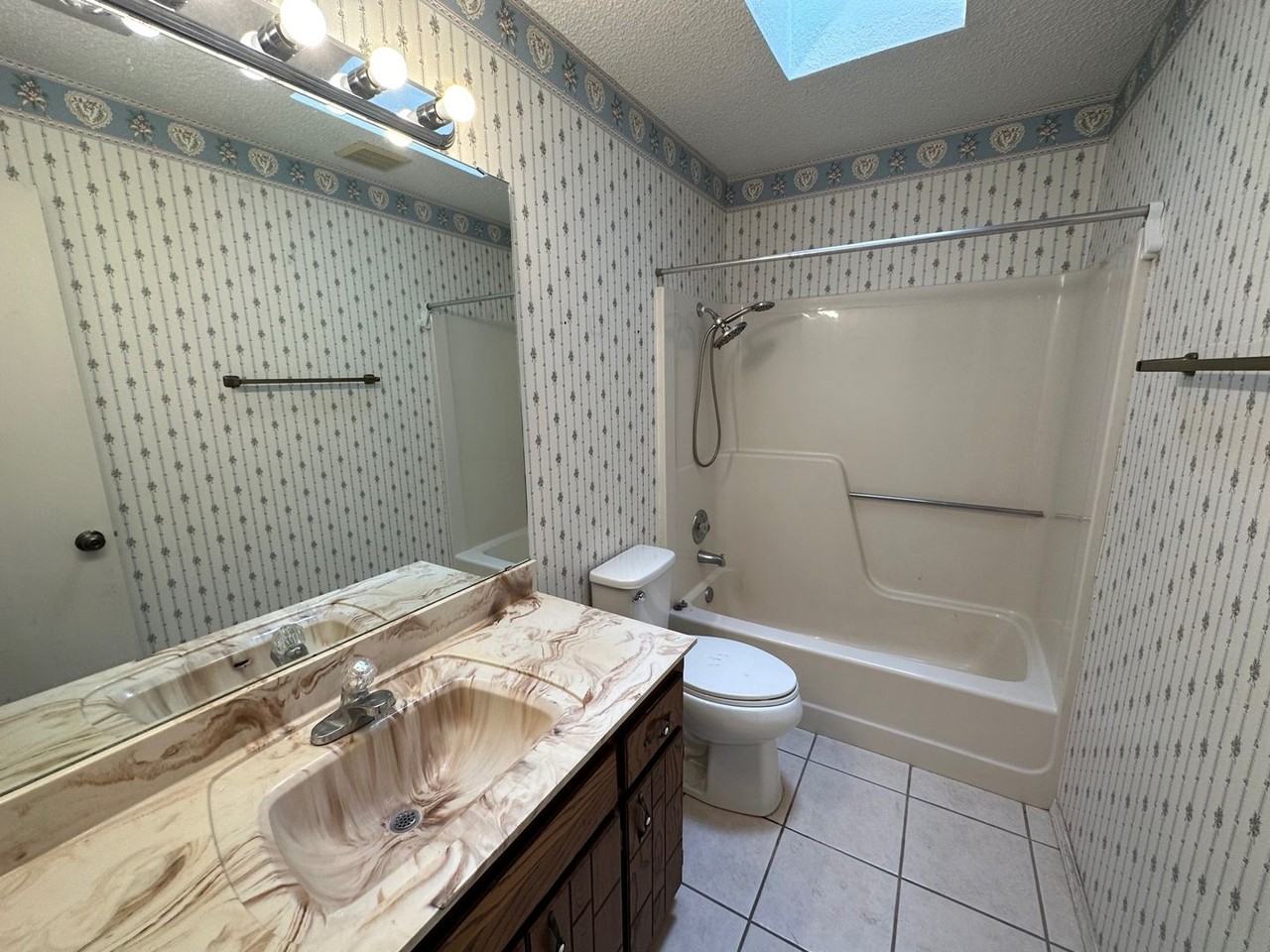 5711 Autumn Place - Photo 7 of 12