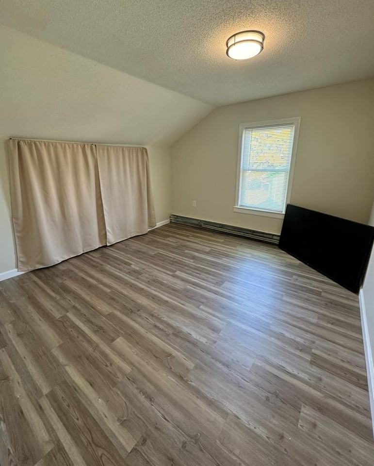 10 N A St - Photo 3 of 8