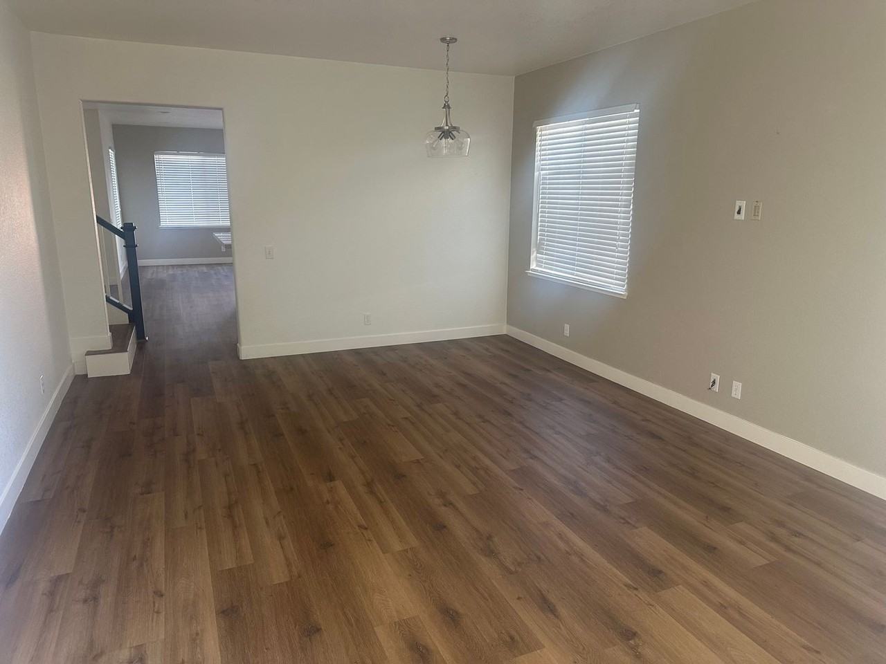 4007 Ivory Ln - Photo 2 of 14