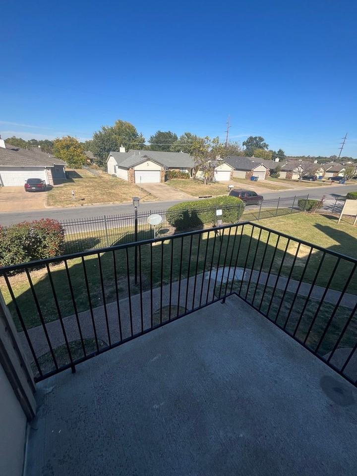 6639 S Victor Ave #203 - Photo 6 of 10