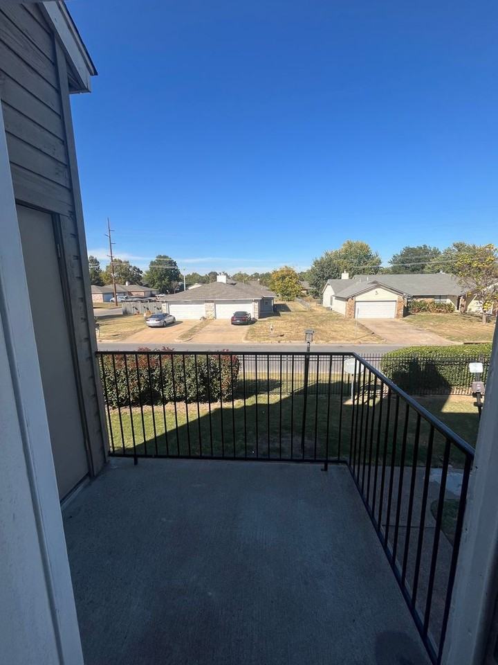 6639 S Victor Ave #203 - Photo 7 of 10