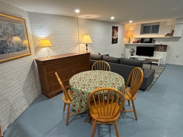 Cambridge in Toronto - Photo 3 of 14