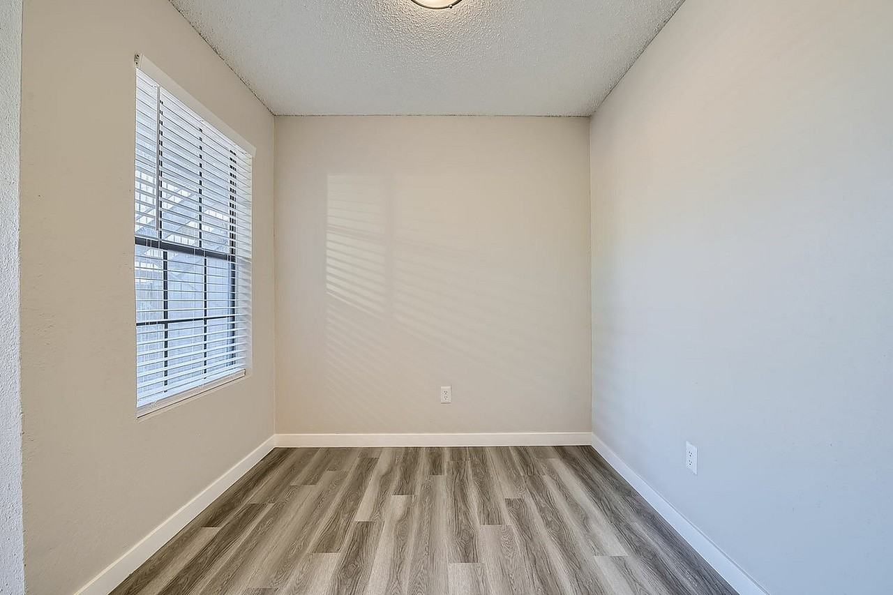 Rise Spring Pointe - Photo 7 of 50