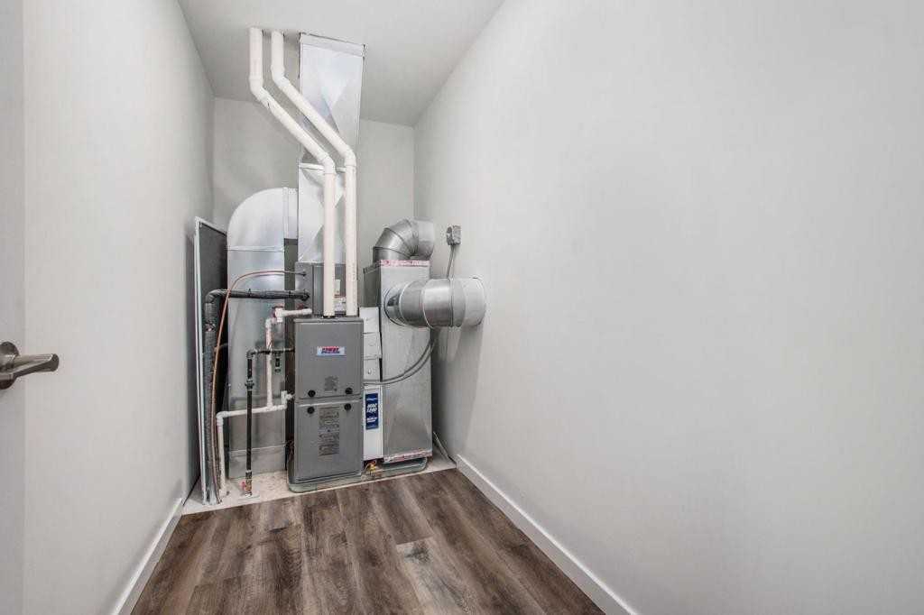 Hudson  Dowd Street - Photo 4 of 17