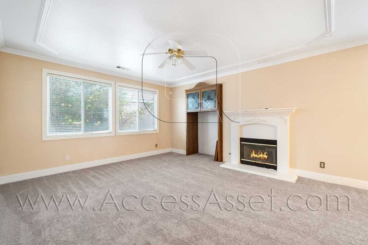 13432 Pelican Peak Ct - Photo 4 of 44