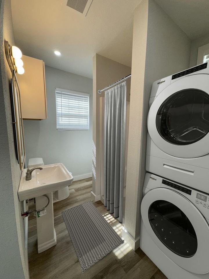 1506 Hurley - Photo 4 of 18