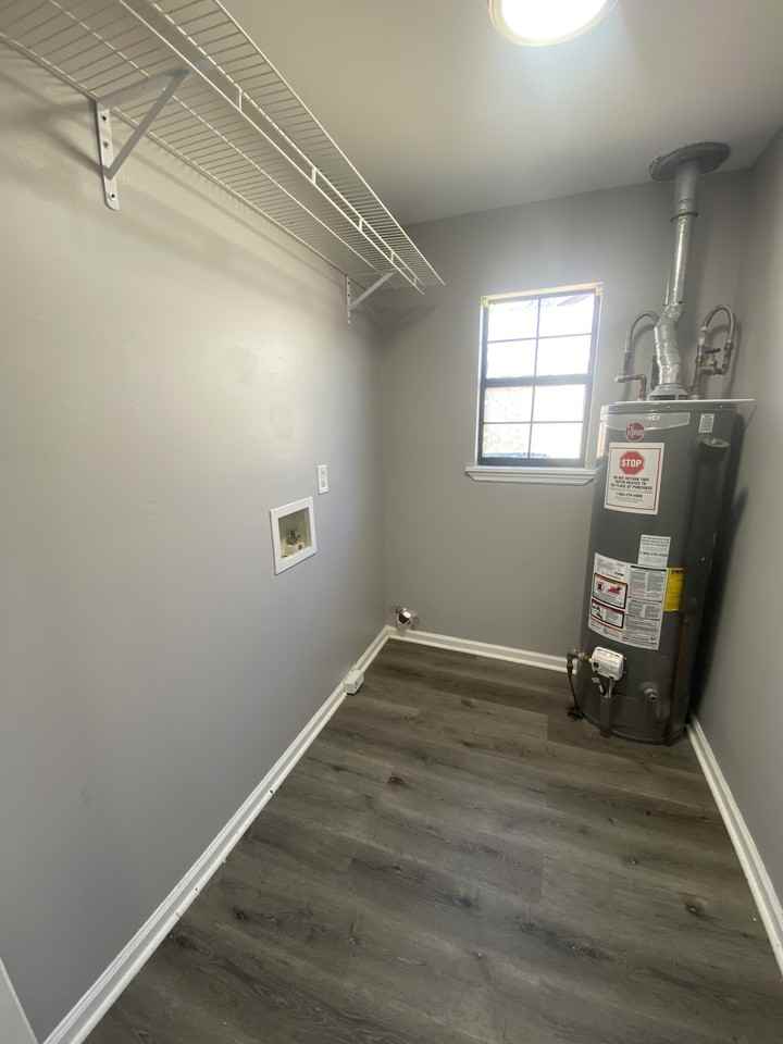 1904 Princeton Ct Sw - Photo 3 of 23