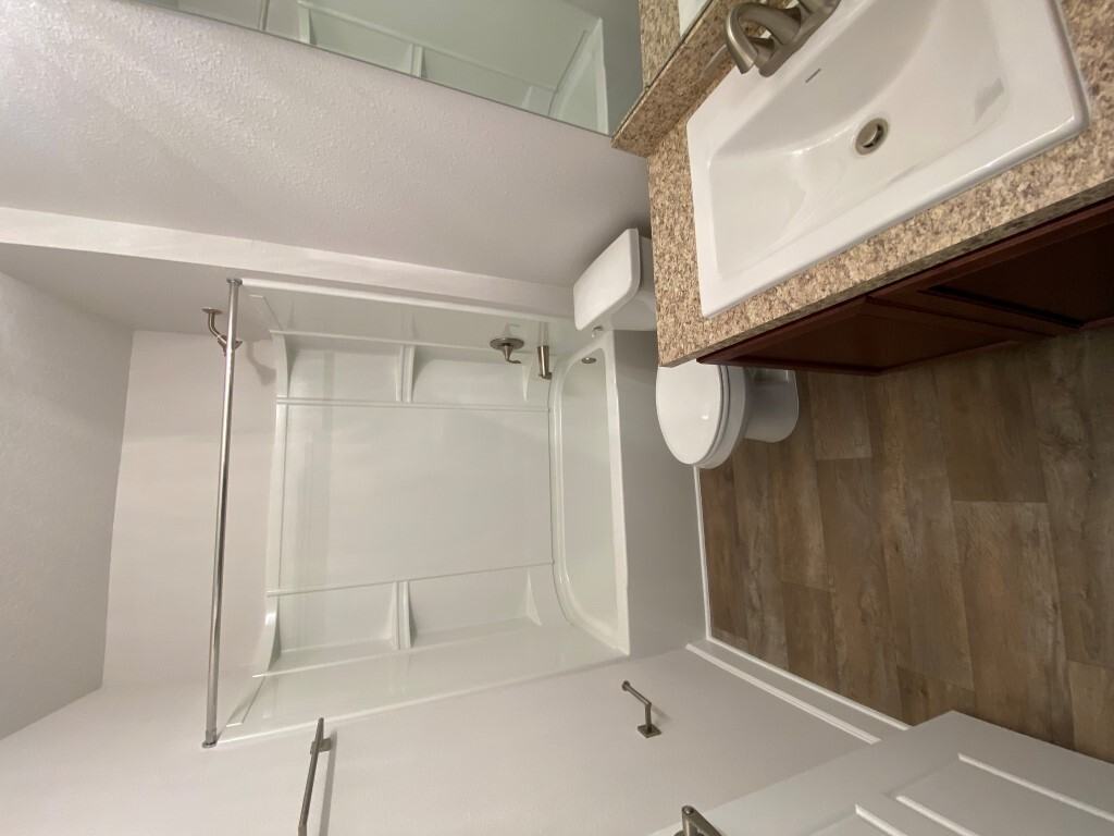 7294 Gateway Ct - Photo 2 of 41