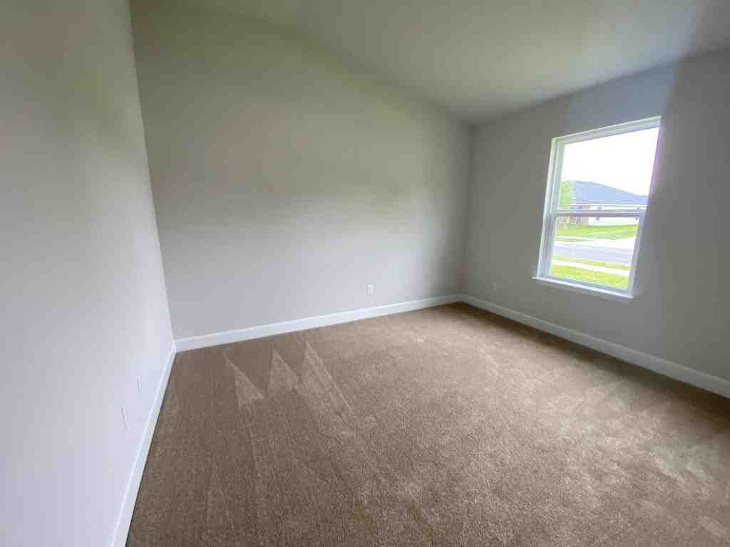 7294 Gateway Ct - Photo 2 of 41