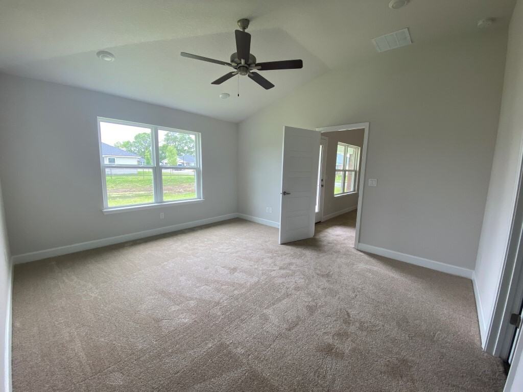 7294 Gateway Ct - Photo 2 of 41