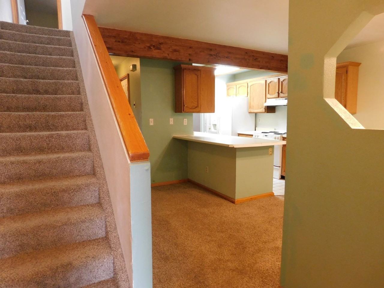 2339 Rattlesnake Ct #B - Photo 3 of 16