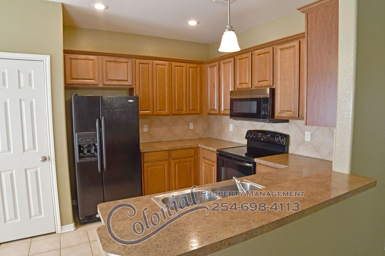 5208 Ranch Meadow St - Photo 5 of 36