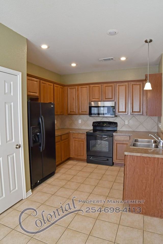 5208 Ranch Meadow St - Photo 6 of 36