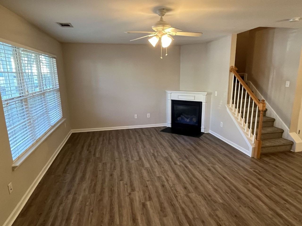 2595 Brackley Pl Nw - Photo 3 of 27