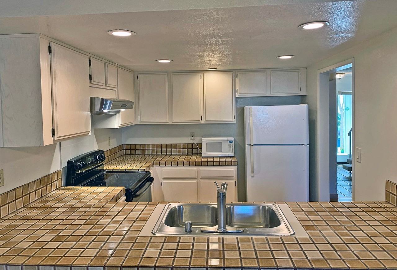 1478 Calabazas Blvd - Photo 5 of 15