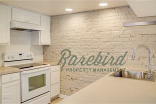 935 SE 14th Ave - Photo 1 of 1