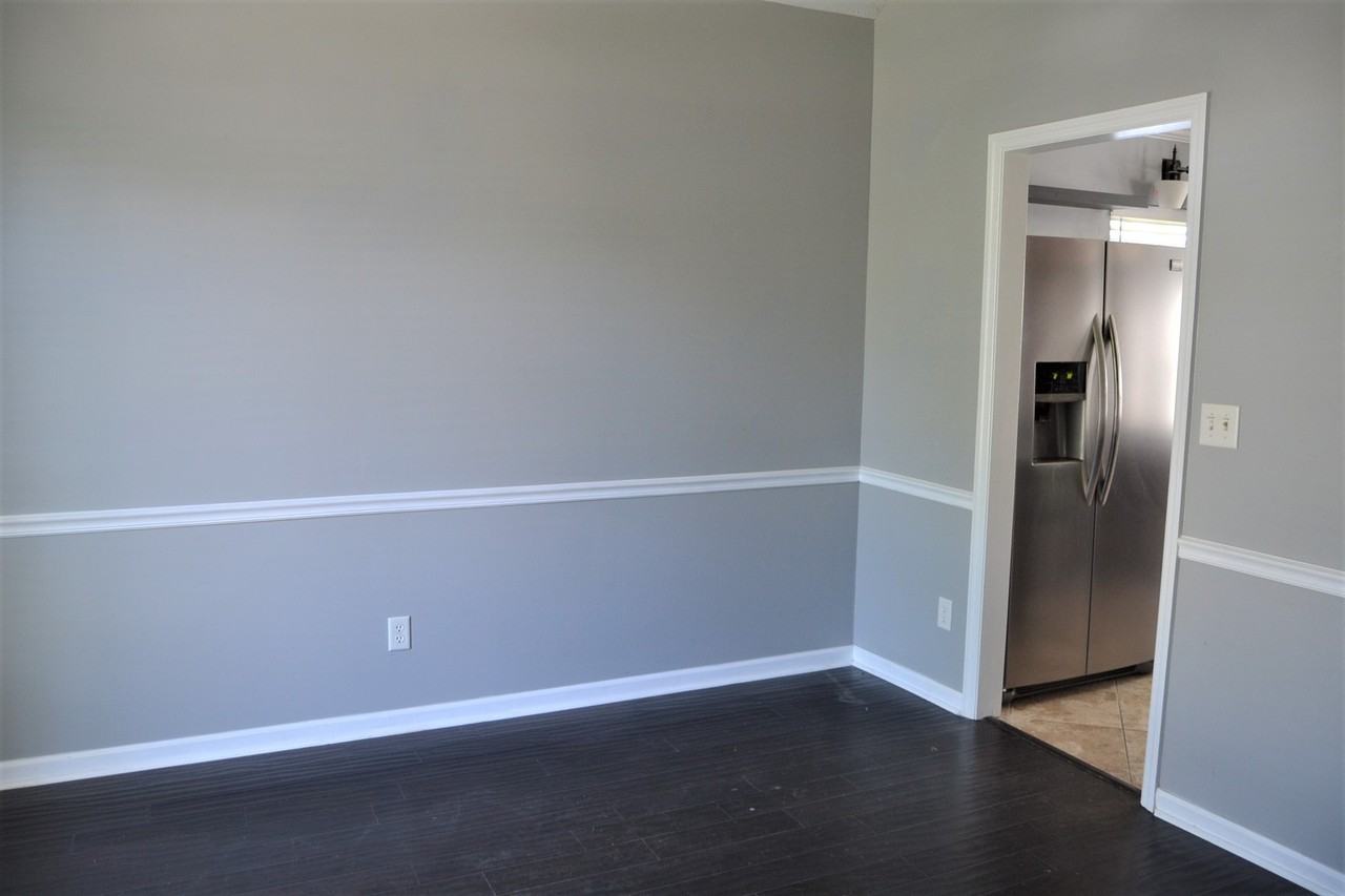 715 Spalding Ct - Photo 3 of 15