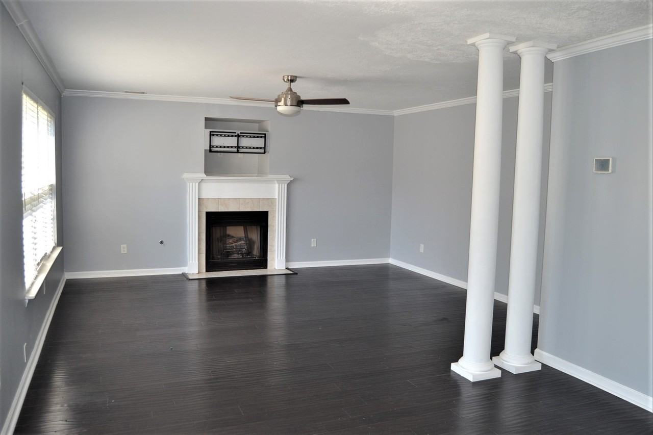 715 Spalding Ct - Photo 5 of 14