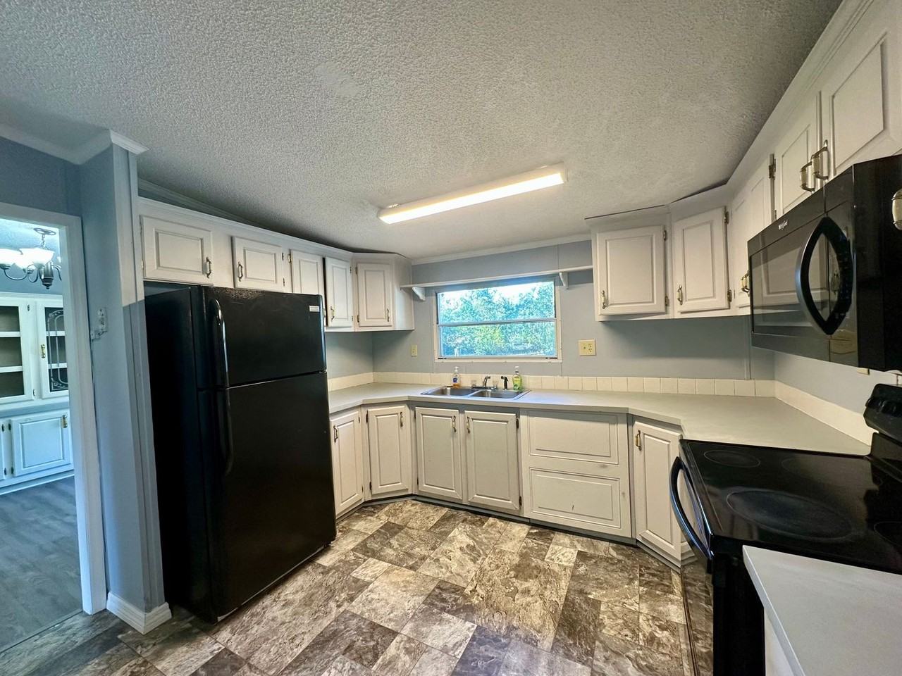 1560 Bar Zee Dr #ZEE - Photo 5 of 14