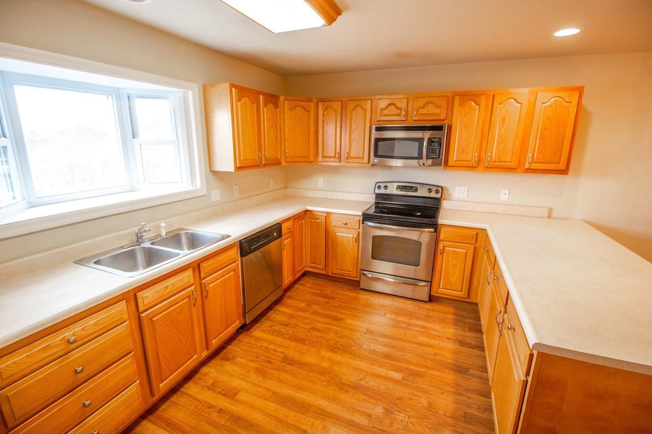 207 Suncrest Ter - Photo 4 of 24