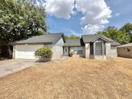featured image of 2116 Schwertner Dr