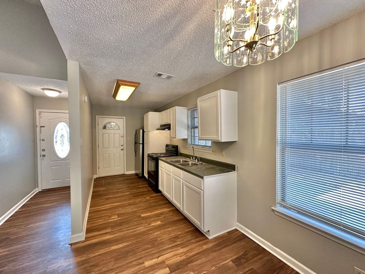 2116 Schwertner Dr - Photo 5 of 22