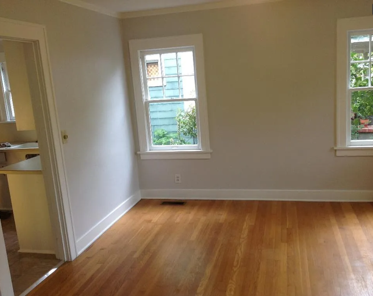 3569 Ne Fremont St - Photo 2 of 6