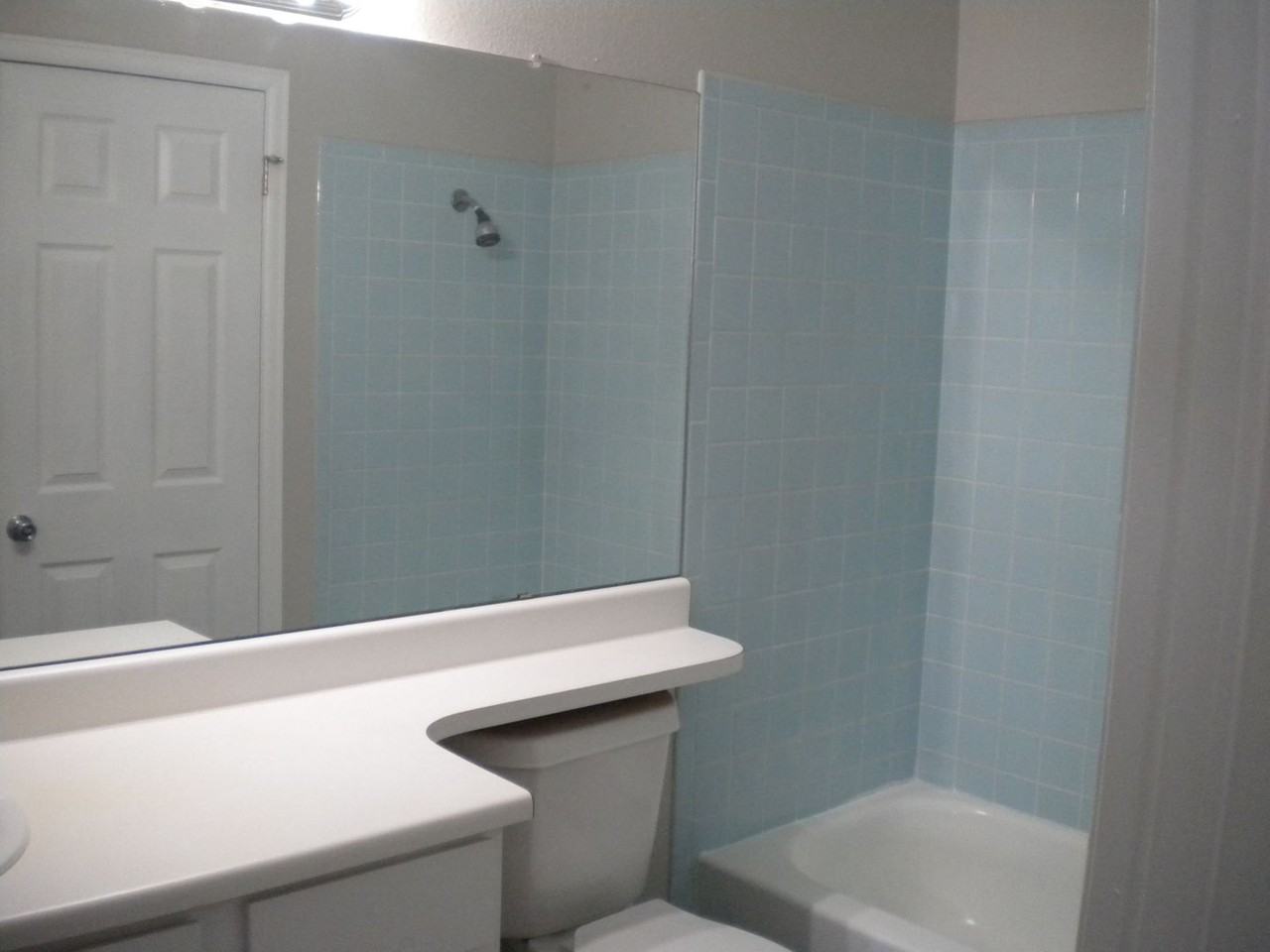 5302 Imperial Ct - Photo 4 of 10