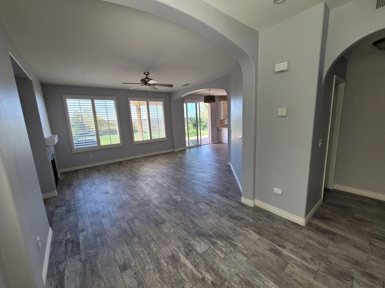 33420 Wallace Way - Photo 2 of 20